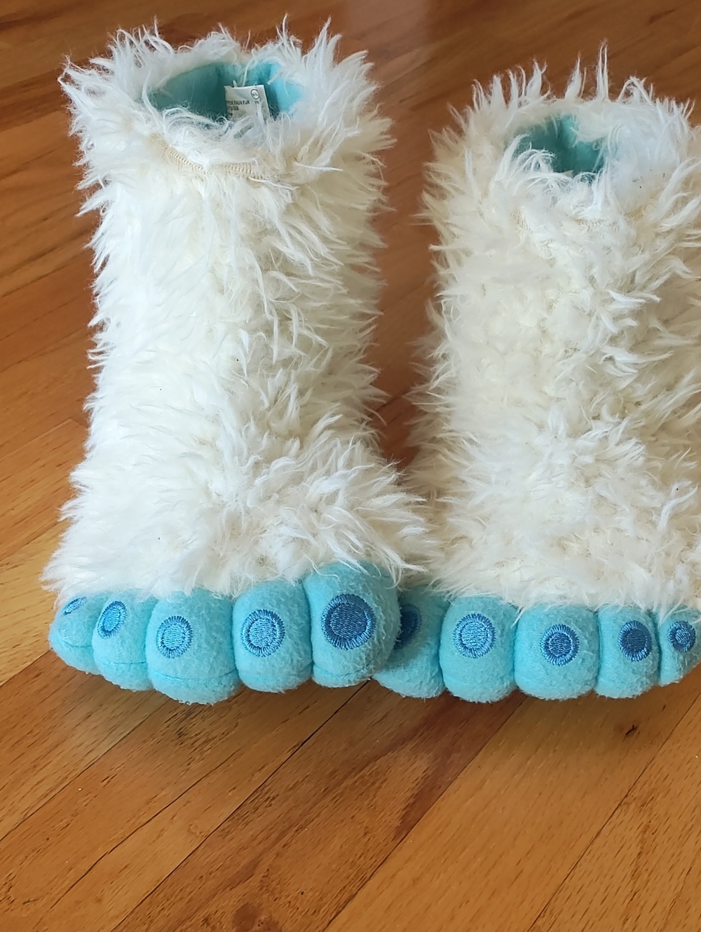 Target White Fuzzy Blue Monster Toe Kids Slippers